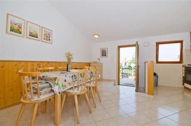 Marianne 아파트 *