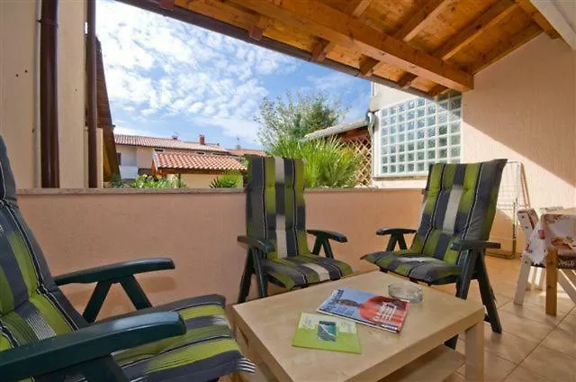 Marianne 아파트 *